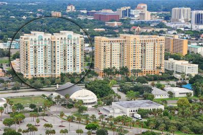 307 - 800 N Tamiami Trail, Condo with 2 bedrooms, 2 bathrooms and null parking in Sarasota FL | Image 3