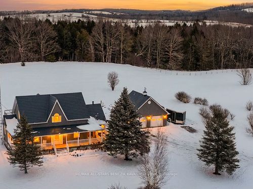 736 Regional Rd 13, Uxbridge, ON, L9P1R2 | Card Image