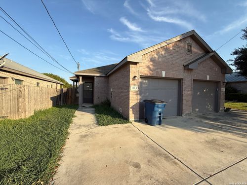a-331 Oelkers Dr, New Braunfels, TX, 78130-2071 | Card Image