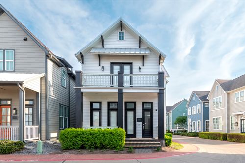 700 Wooster Ln, Plano, TX, 75074-8872 | Card Image