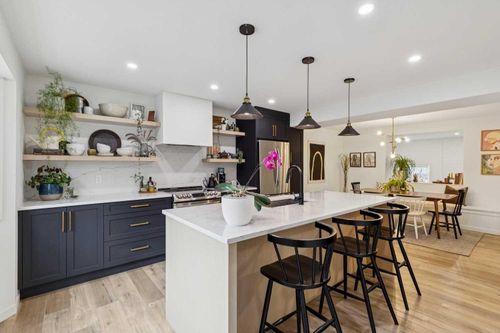 561 Point Mckay Grove Nw, Calgary, AB, T3B5C4 | Card Image