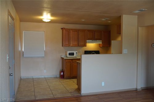 4-506 Mckellar Cir, Las Vegas, NV, 89119-0266 | Card Image