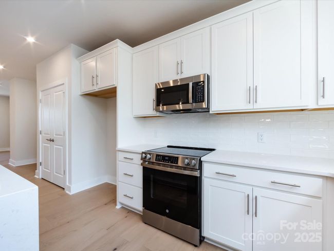 1518 Levy Way, Townhouse with 3 bedrooms, 4 bathrooms and null parking in Charlotte NC | Image 11