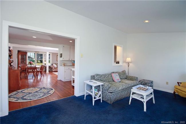 Family Room | Image 11