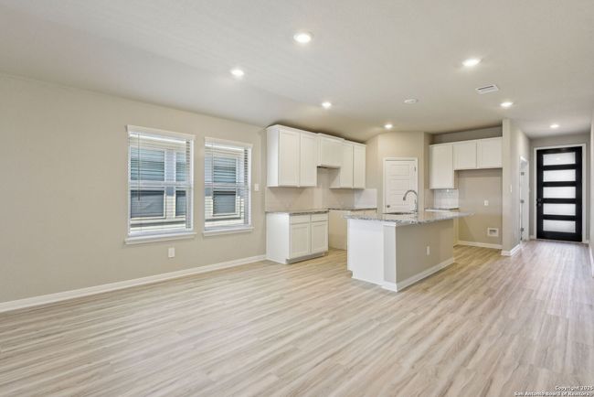 9626 Grand Via Blvd, House other with 3 bedrooms, 2 bathrooms and null parking in Converse TX | Image 12