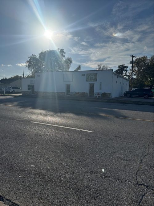 347 N Cherry Ln, White Settlement, TX, 76108-1962 | Card Image