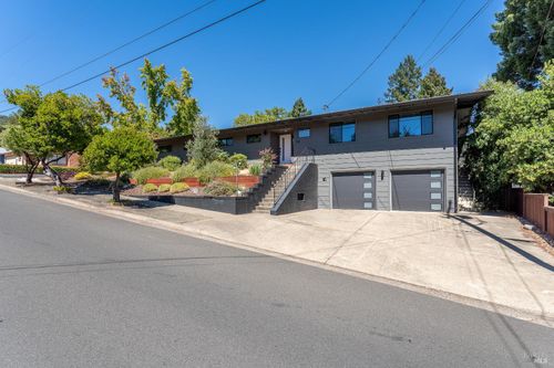 788 Walnut Avenue, Ukiah, CA, 95482 | Card Image