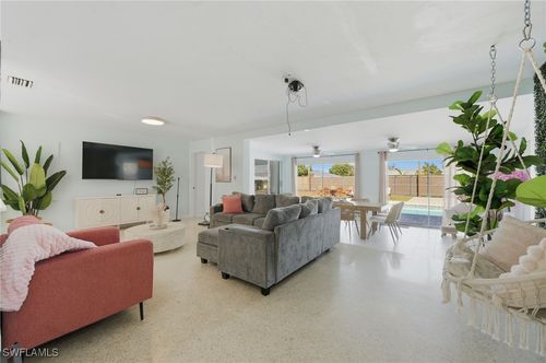 4044 Country Club Blvd, Cape Coral, FL, 33904-5227 | Card Image