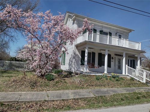 103 N Cherry St, Middletown, MO, 63359-1101 | Card Image