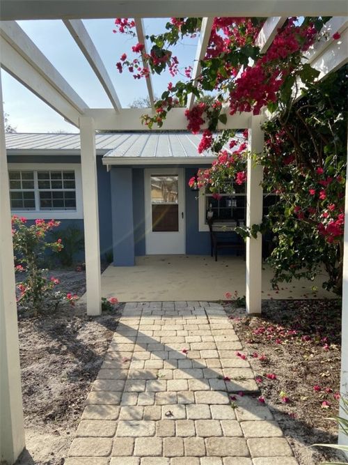 9365 Seagrape Dr, Vero Beach, FL, 32963-4526 | Card Image