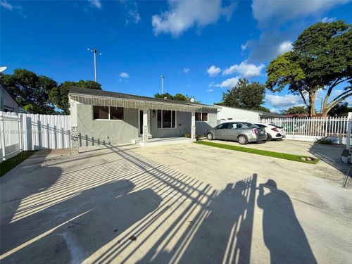 1545 Nw 85th St, Miami, FL, 33147-4339 | Card Image