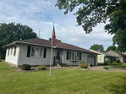 1723 E Lawn Dr, Savanna, IL, 61074-1809 | Card Image