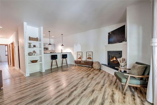 b17-801 Lakepoint Dr, FRISCO, CO, 80443 | Card Image