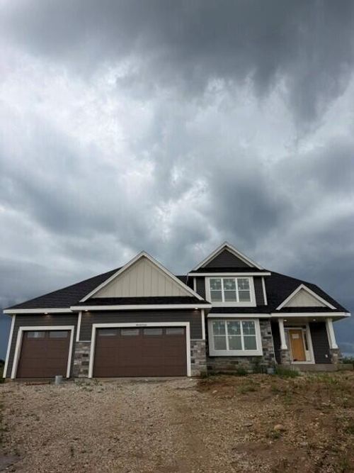 N82 W27810 Sunflower Ct, Hartland, WI, 53029 | Card Image