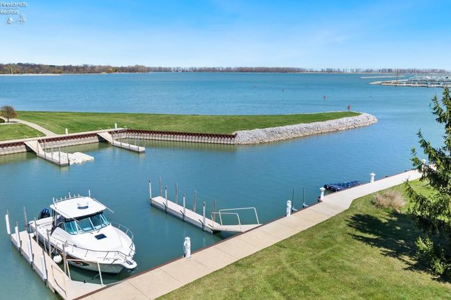 L3F - 6011 E Harbor Rd, Condo with 3 bedrooms, 2 bathrooms and 1 parking in Marblehead OH | Image 46