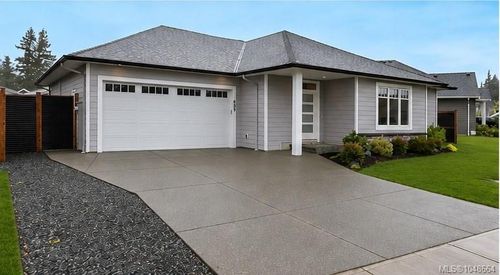 859 Labrador Dr, Comox, BC, V9M0C8 | Card Image