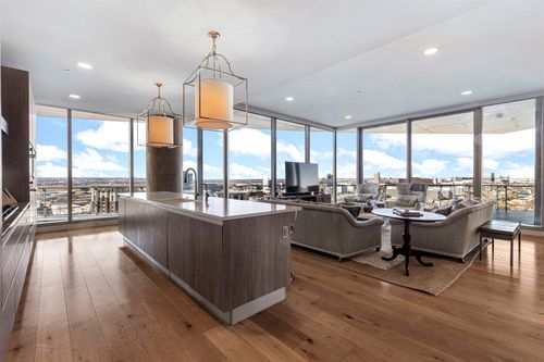 apt-1503-3130 N Harwood St, Dallas, TX, 75201-1118 | Card Image