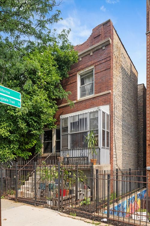 1946 W Armitage Ave, Chicago, IL, 60622-1024 | Card Image