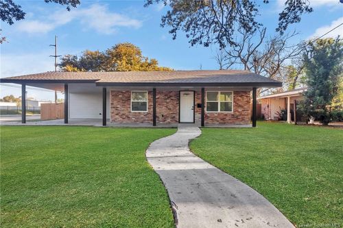 1016 Cherryhill St, Lake Charles, LA, 70607-4912 | Card Image
