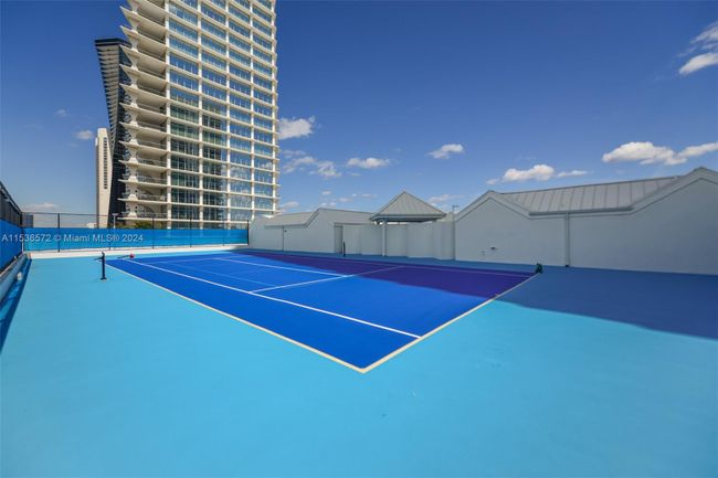 2603 - 16711 Collins Ave, Condo with 3 bedrooms, 2 bathrooms and null parking in Sunny Isles Beach FL | Image 45