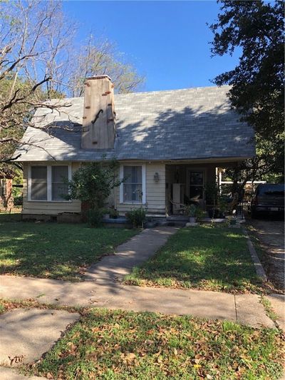 523 N 31st, House other with 2 bedrooms, 1 bathrooms and 1 parking in Waco TX | Image 1