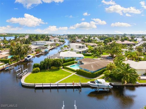 2140 Shad Ct, NAPLES, FL, 34102-1543 | Card Image