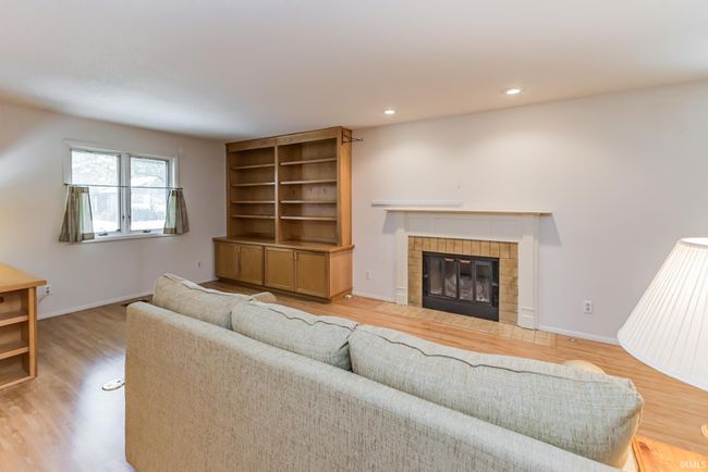 UNIT-10 - 3400 W Riggin Rd, Condo with 2 bedrooms, 2 bathrooms and null parking in Muncie IN | Image 5