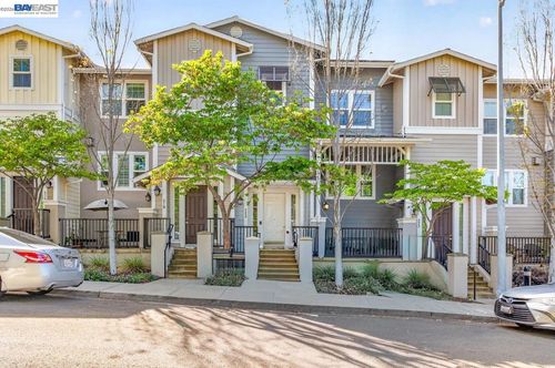 223 Birch Creek Dr, Pleasanton, CA, 94566-6703 | Card Image