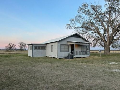 18943 State Highway 7 E, Centerville, TX, 75833-3073 | Card Image