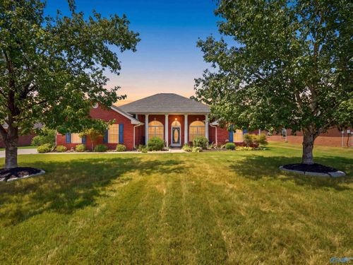 7022 Lynnfield Dr Se, Owens Cross Roads, AL, 35763-8758 | Card Image