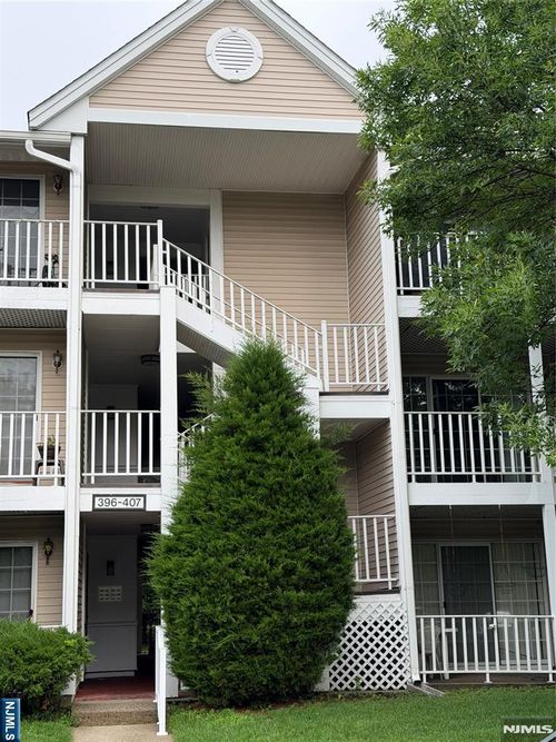 397 Poets Way, Mahwah, NJ, 07430-2083 | Card Image