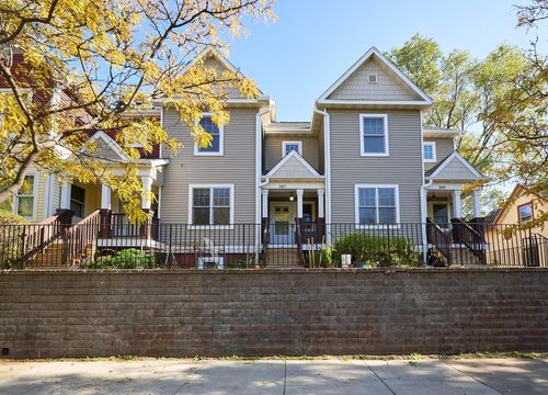 2407 16th Ave S, Minneapolis, MN, 55404-3905 | Card Image