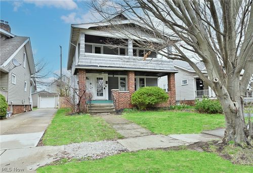 2131 Wascana Ave, Lakewood, OH, 44107-6150 | Card Image