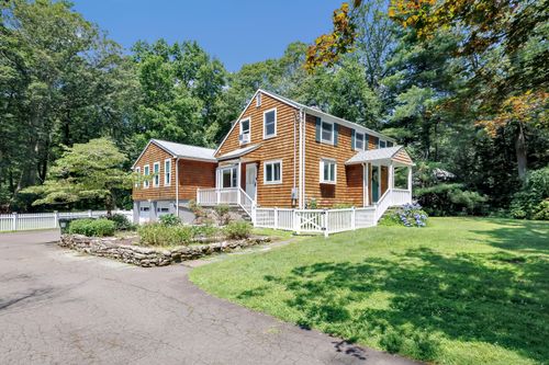 39 Clover Dr, Wilton, CT, 06897-4518 | Card Image