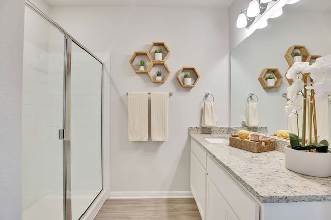 148 Two Bits Ln, House other with 3 bedrooms, 2 bathrooms and 2 parking in Elgin TX | Image 5