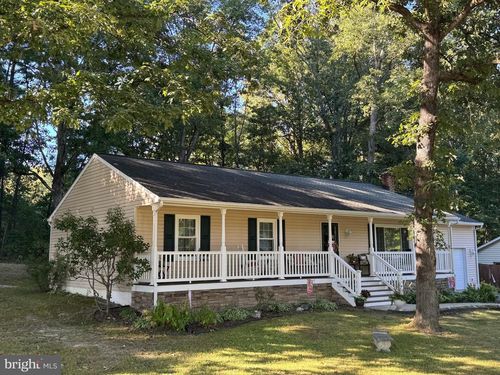 844 Stonewall Ln, FREDERICKSBURG, VA, 22407-7429 | Card Image