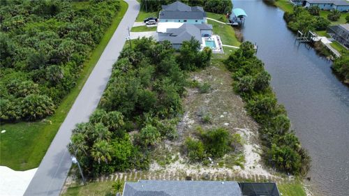9494 Impala Cir, PORT CHARLOTTE, FL, 33981-3117 | Card Image