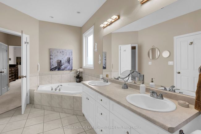 134 Loretta Dr, House other with 3 bedrooms, 2 bathrooms and 4 parking in Virgil ON | Image 25