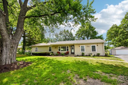 201 Laura Ave, Shorewood, IL, 60404-9370 | Card Image