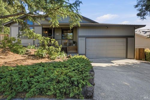 4752 Carissa Ave, Santa Rosa, CA, 95405-7904 | Card Image