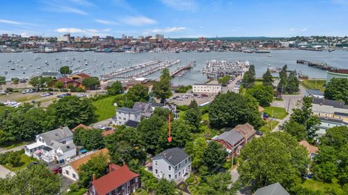 87 Sawyer St, South Portland, ME, 04106-1540 | Card Image
