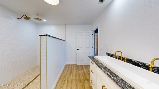 Primary Bath | Image 26