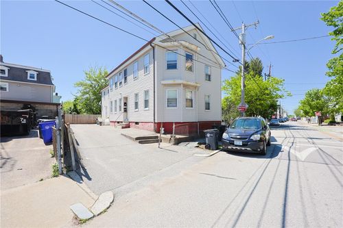 165 Knight St, Providence, RI, 02909-1146 | Card Image