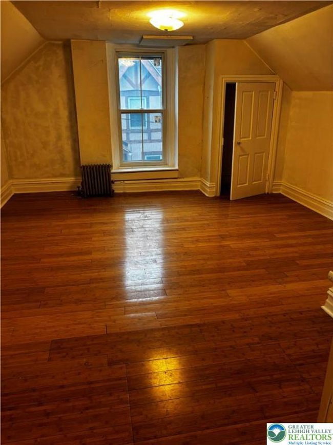 2 - 220 N 4 Th St, Condo with 5 bedrooms, 2 bathrooms and null parking in Allentown PA | Image 18