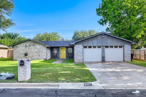 8437 Glenann Dr, North Richland Hills, TX, 76182-4117 | Card Image
