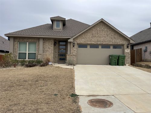 724 Jaguar Rdg, Godley, TX, 76044-4130 | Card Image