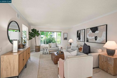 apt-3-2016 Golden Rain Rd, Walnut Creek, CA, 94595-1960 | Card Image