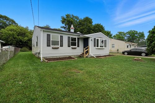 8164 Neff Rd, Mount Morris, MI, 48458-1329 | Card Image