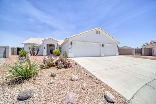 2314 E Wild Rose Ct, Mohave Valley, AZ, 86440-8955 | Card Image