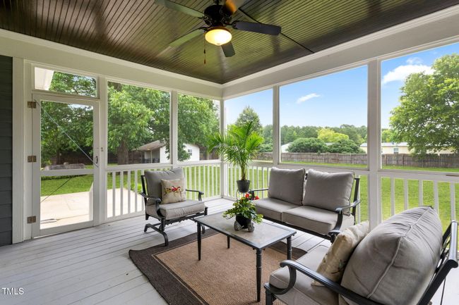 Screened porch | Image 53
